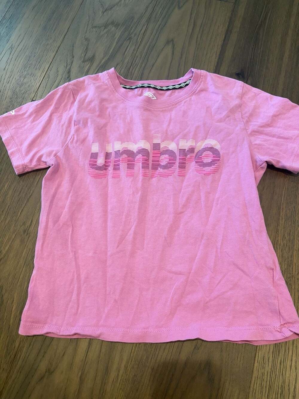 Umbro Pink Graphic Tee Girls Size Large (14) Short Sleeve Shirt